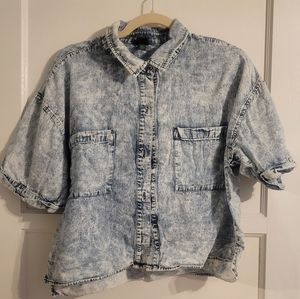 Acid wash crop button up